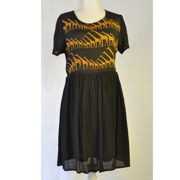 Giraffe Dress - Picture 1 of 4